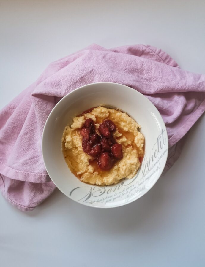 Creamy Breakfast Polenta Porridge